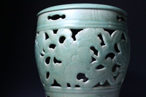 高麗 李朝 青磁 瓶 高30.5cm(ZE558) 李朝 高麗 青磁 高麗青磁 時代 粉青沙器 朝鮮 古美術 花瓶 ⁄