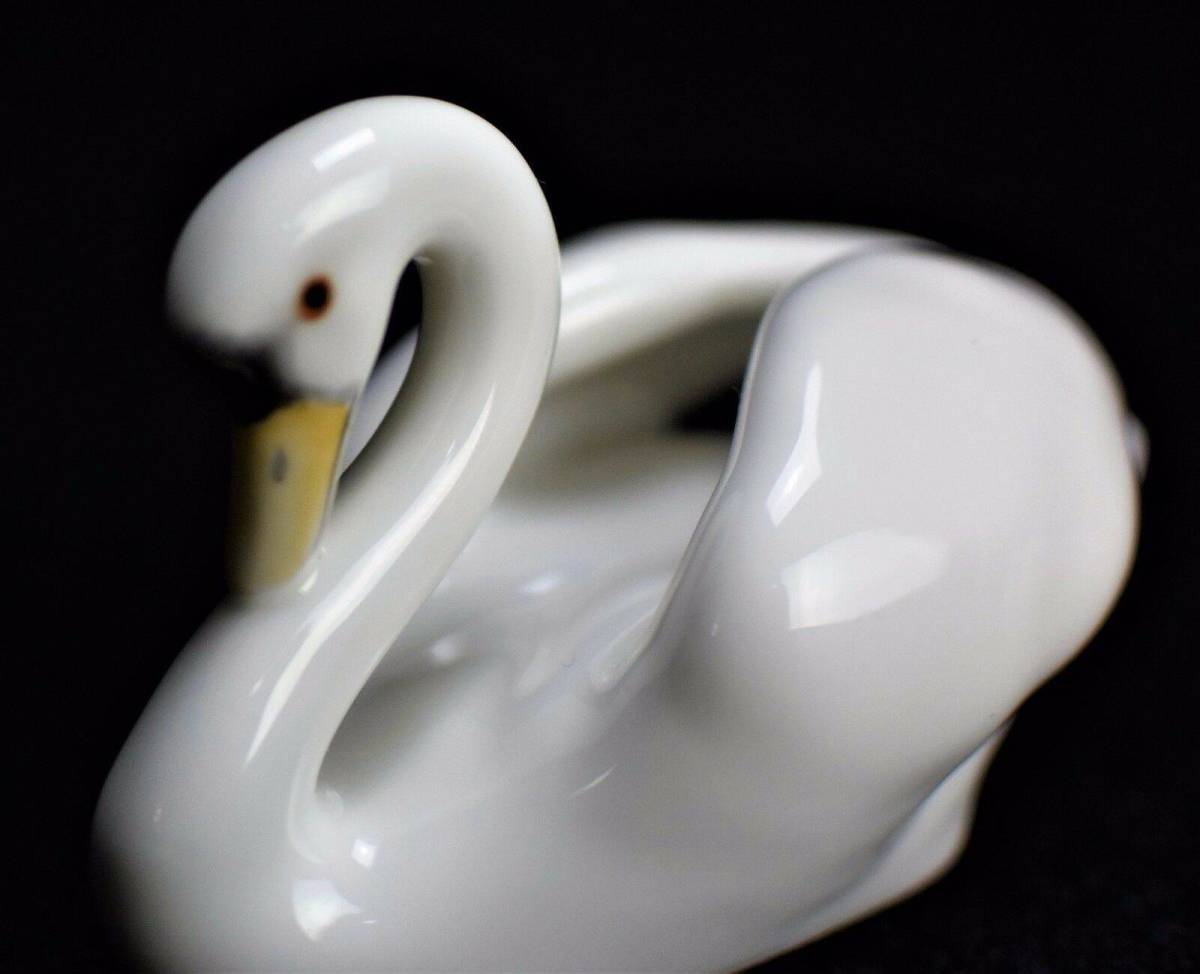ノリタケ　スタジオコレクション　白鳥　フィギュリン　美品 インテリア小物 ノリタケ スタジオコレクション 白鳥 フィギュリン 美品