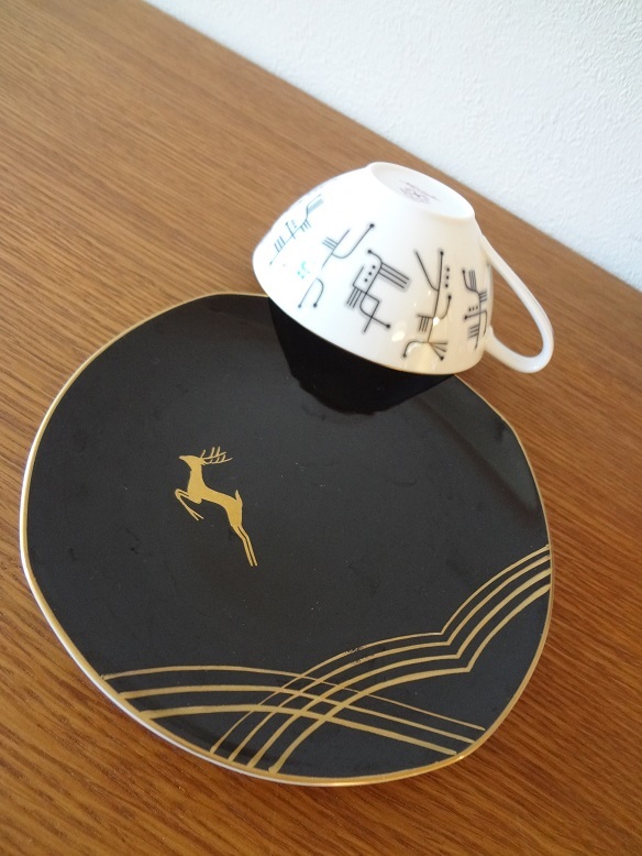 □□□ レトロモダン/ノリタケ/日本陶器会社/カップ＆ソーサー ×2