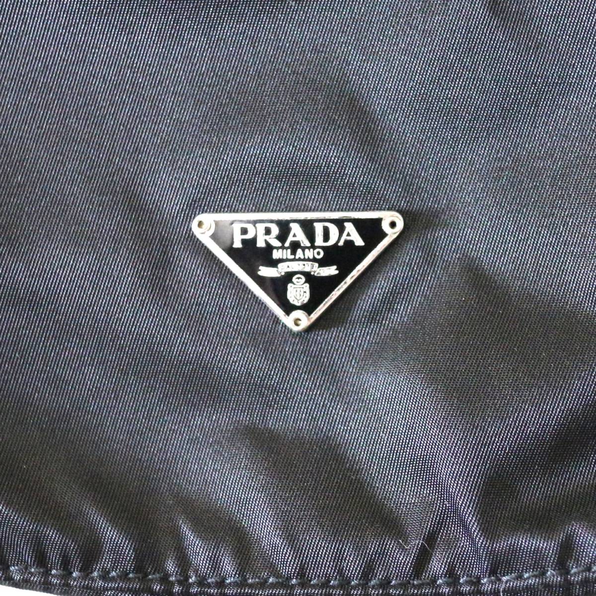 新品同様 PRADA プラダ 巾着 ポーチ ナイロン 黒 ブラック NERO MV369 