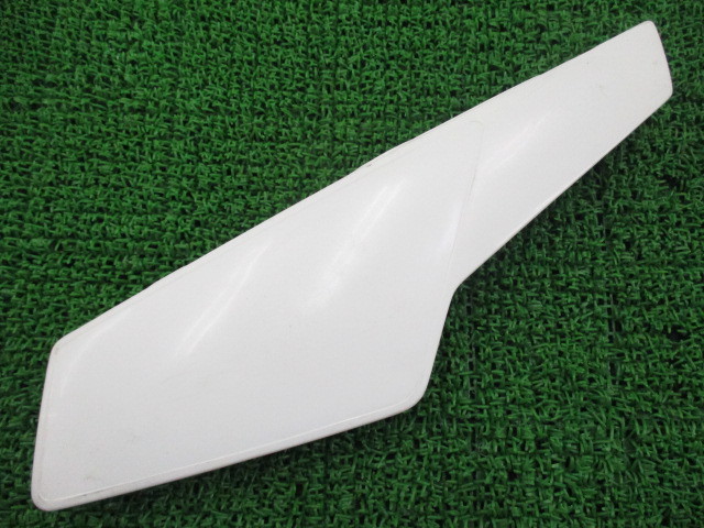 人気SALE，新作 ヤマハ 純正 バイク 部品 DT50 サイドカバー 純正右 白 17W 割れ欠け無し コケキズ無し そのまま使える 修復素材に 車検 Genuine(ヤマハ用)｜売買されたオークション情報、yahooの商品情報をアー ヤマハ用