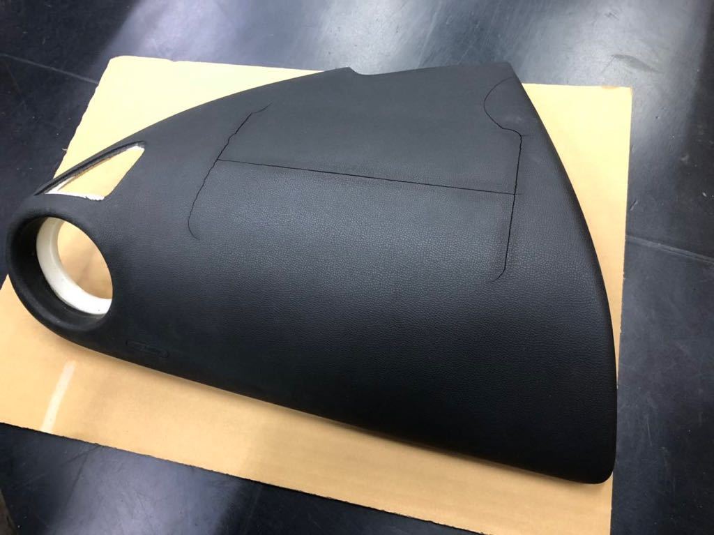 美品⭐︎RX-8 SE3P ダッシュボードパネル 割れ無しエアバックカバー 美品⭐︎RX-8 SE3P ダッシュボードパネル 割れ無しエアバック