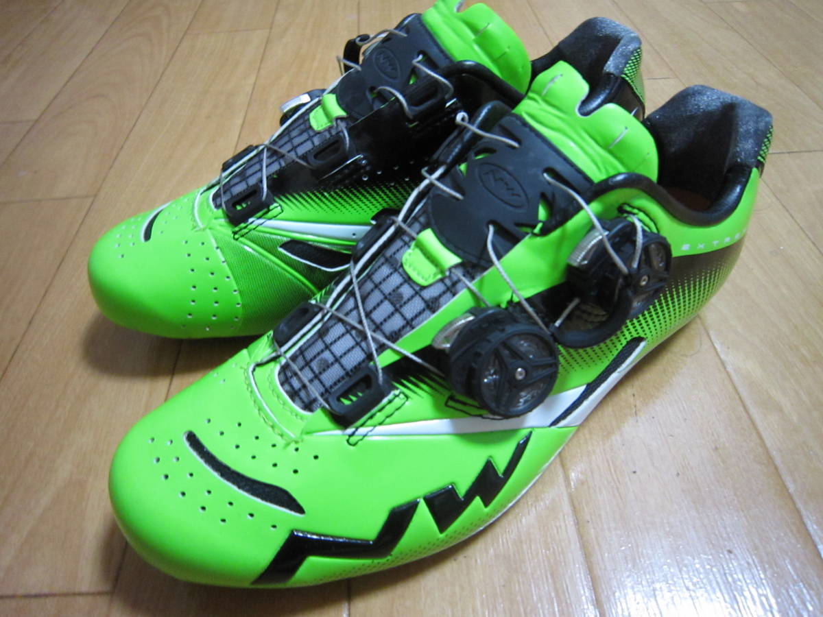 100%新品，大得価 Northwave Extreme Tech Plus FluoGreen フルオグリーン サイズ40.5(25cm～)｜売買されたオークション情報、yahooの商品情報をアーカイブ公開 - オークファン 25cm～