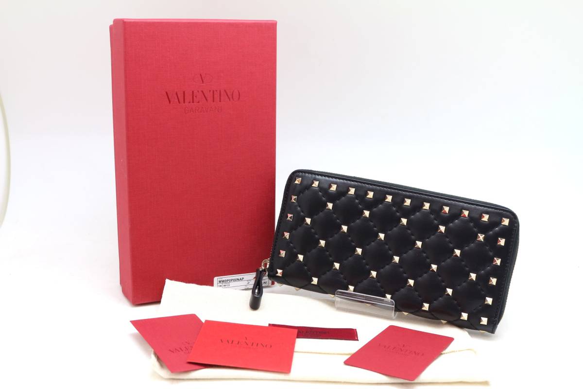 【1円～】【美品】 VALENTINO/バレンチノ MW0P0P00NAP ラウンドファスナー 長財布 ロックスタッズ ブラック レザー VALENTINO ヴァレンティノ「PINK トップス VALENTINO(ヴァレンティノ)の商品一覧 - ブランド通販のBUYMA
