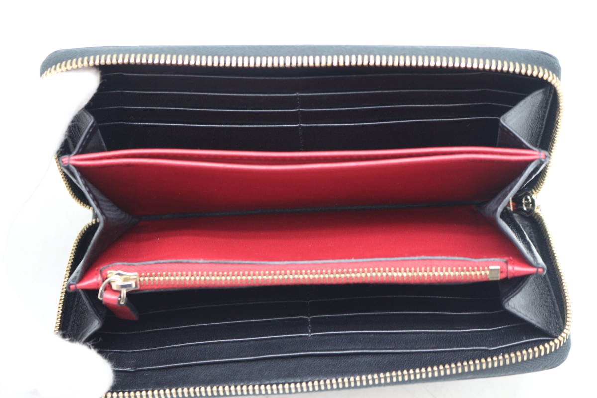 【1円～】【美品】 VALENTINO/バレンチノ MW0P0P00NAP ラウンドファスナー 長財布 ロックスタッズ ブラック レザー VALENTINO ヴァレンティノ「PINK トップス VALENTINO(ヴァレンティノ)の商品一覧 - ブランド通販のBUYMA
