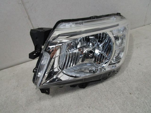 良品 スズキ ソリオ HV MA36S 純正 HID 左ヘッドライト KOITO 100