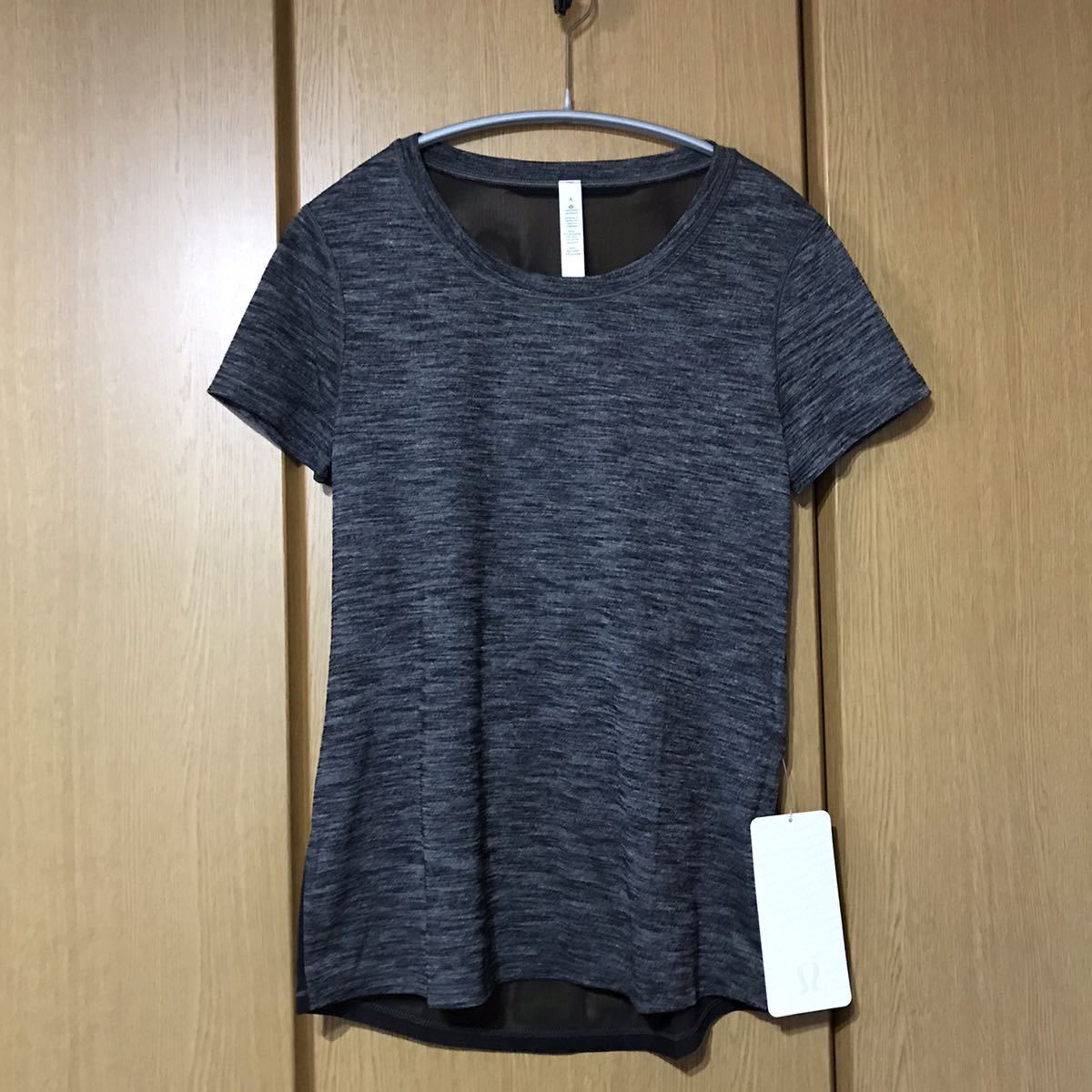 六本木店限定 lululemon ルルレモン ラブクルー Tシャツ ルルレモン