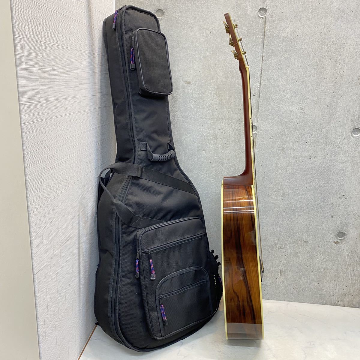 美品 ソフトケース付き モーリス Morris アコースティックギター