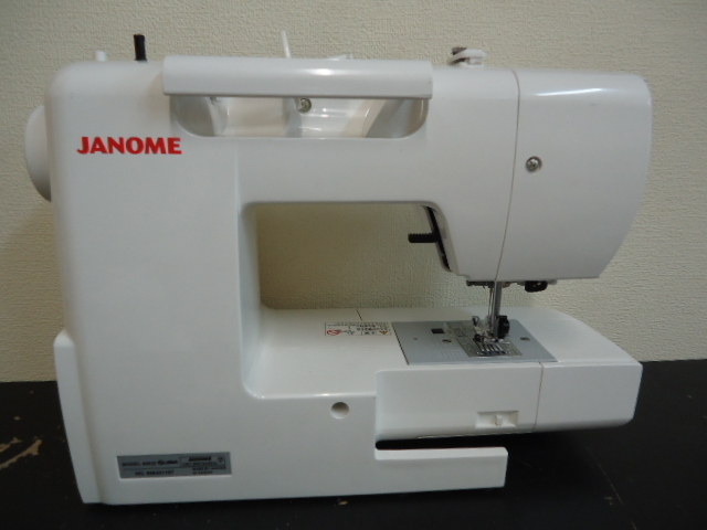 ジャノメミシン JN721 ジャンク 通電スタート模様切り替え下糸巻OK