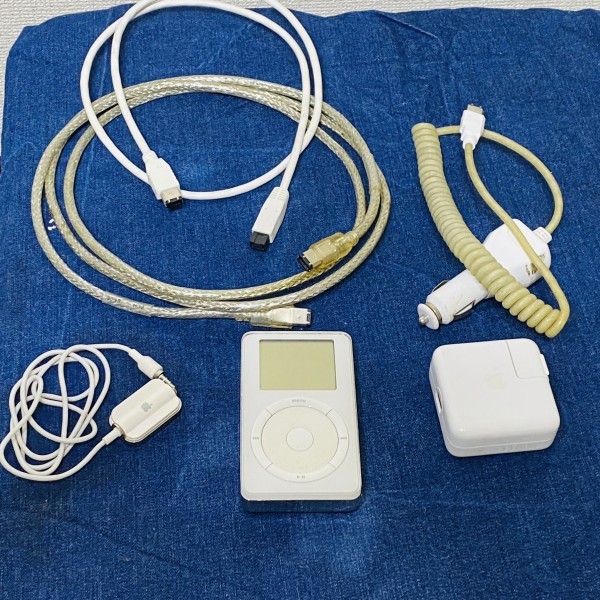 Apple ipod 第2世代 20GB A1019 付属品多数 白黒液晶 ホワイト 傷少め
