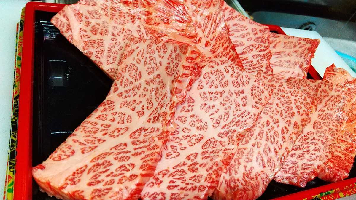 A-5 １２点 最高級 宮崎牛 重量 1キロ 部位 ハネシタステーキ カット 座布団 重量1キロ ◆ 中々無いハネシタステーキ BBQに 宮崎牛 黒毛和牛 特選 和王 熊本県産 ハネシタ&amp;布団付き