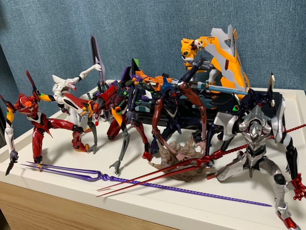 エヴァンゲリオン まとめ売り 8点 エヴァンゲリオン リボルテックシリーズ 8体まとめ売り