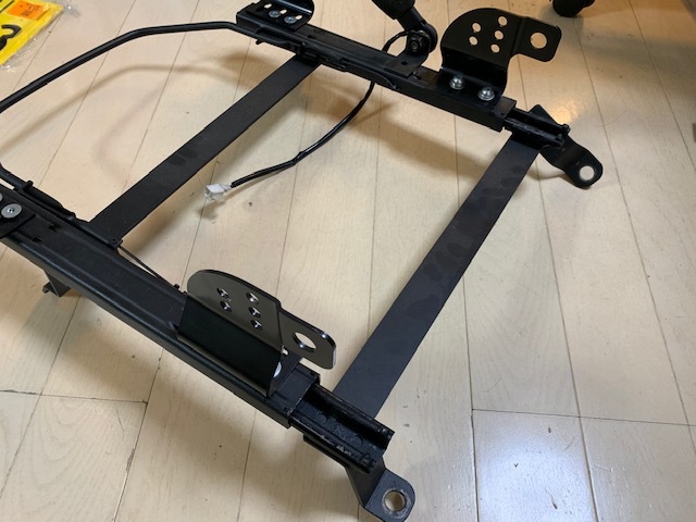R32 | シートレール フルバケ用シートレール助手席用 GTR スカイライン 