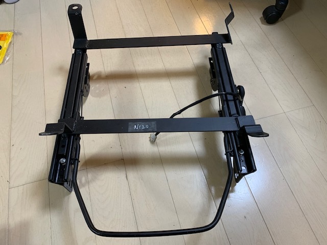 R32 | シートレール フルバケ用シートレール助手席用 GTR スカイライン 