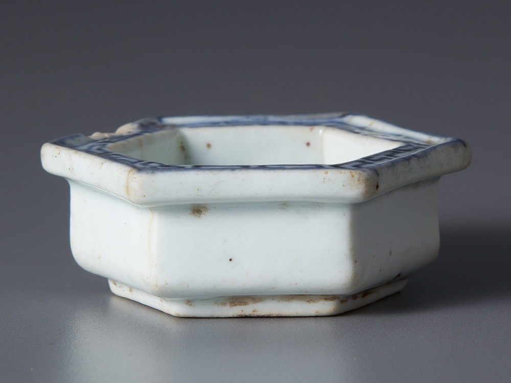 李朝 | 染付 水盂 白磁水盂（1392–1897 白磁 裕李朝・染付6角形水滴