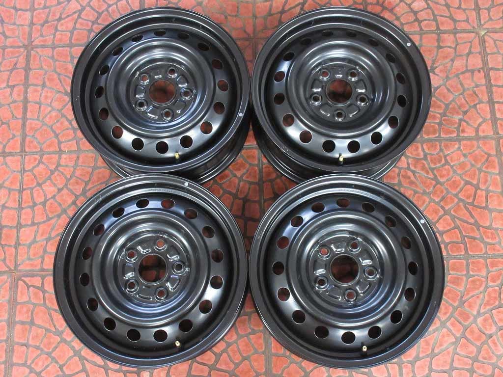 セール品 07068Z 新車外し [ヴォクシー・ノア] スチールホイール 15