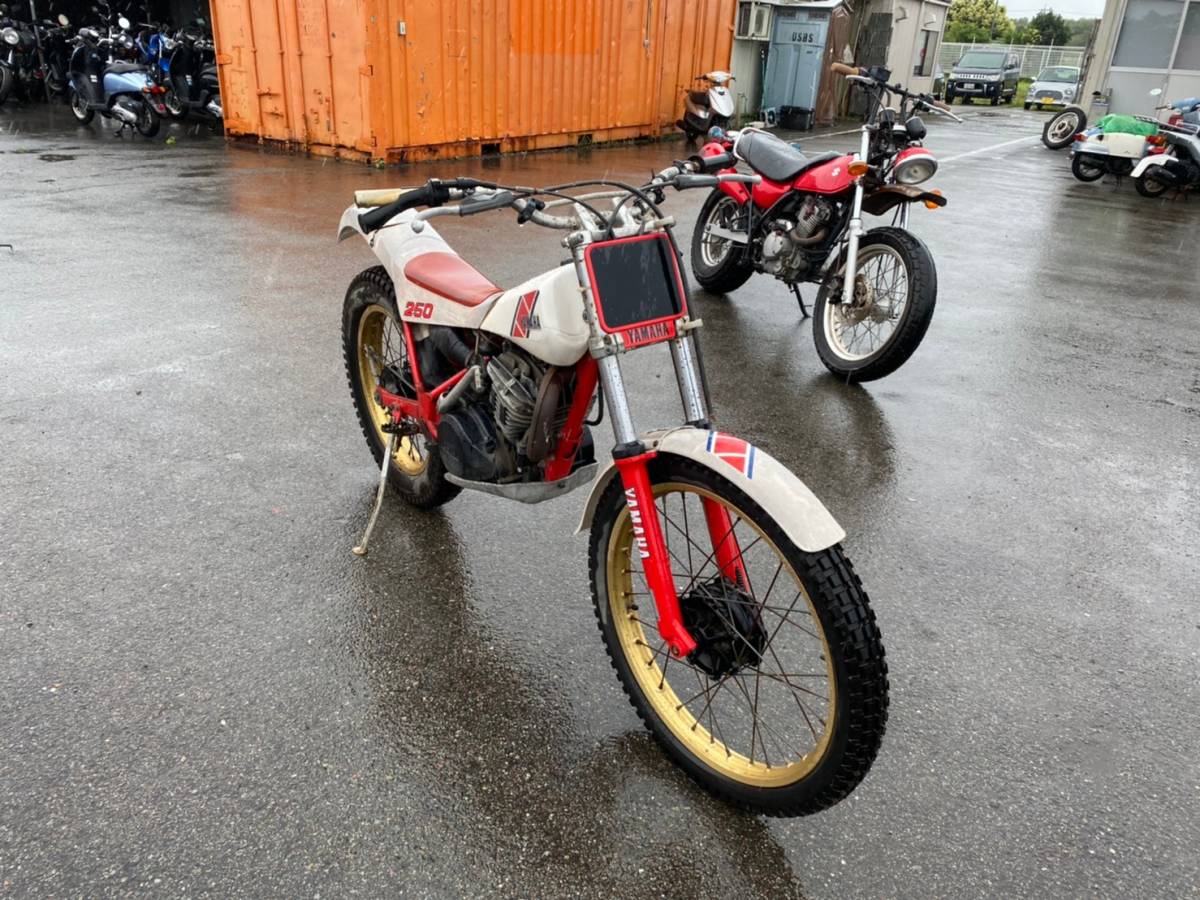 神戸明石発 ヤマハ Ty250r スコティッシュ 38v ビンテージトライアル オフロードの基本を学べるバイク レストアベースにいかが 126cc 250cc 売買されたオークション情報 Yahooの商品情報をアーカイブ公開 オークファン Aucfan Com
