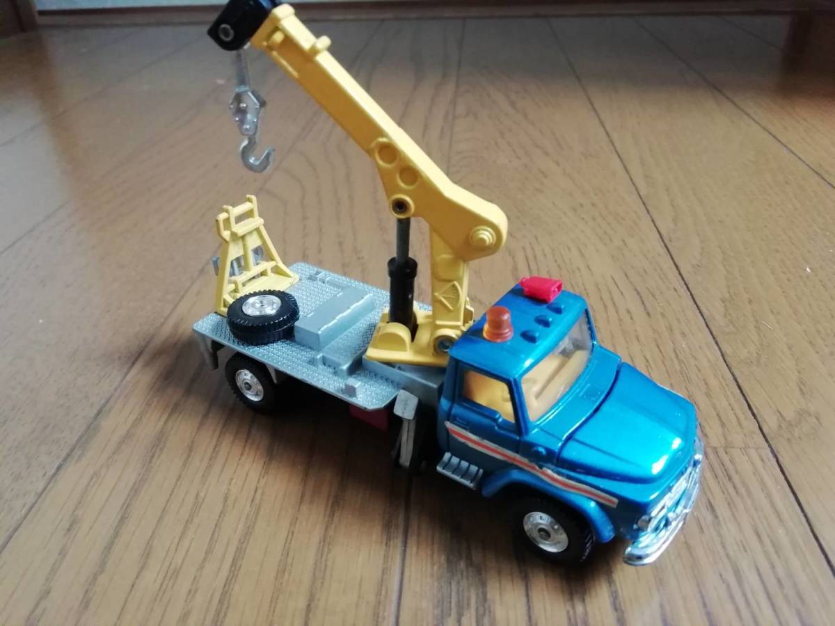 トミカ クレーン車 Mitsubishi Fuso トラック Dandy Dt55 ミニカー 送料350円 建設車両 作業車 売買されたオークション情報 Yahooの商品情報をアーカイブ公開 オークファン Aucfan Com