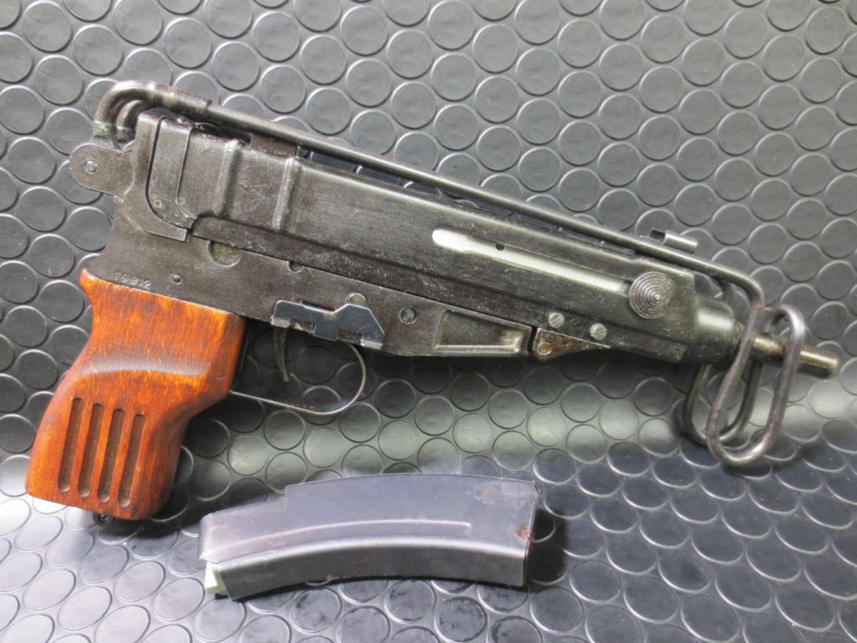 ハドソン Vz61 SCORPION モデルガン スコーピオン