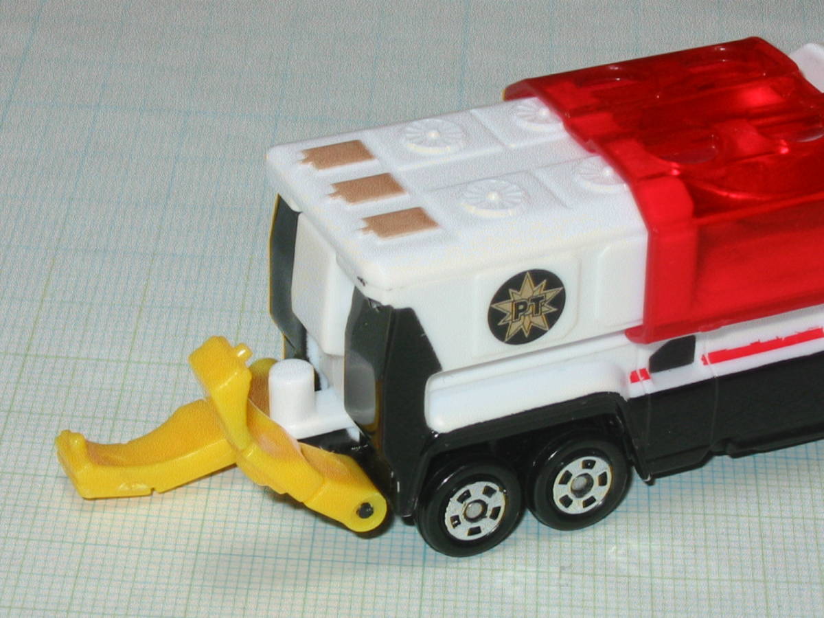 講談社 トミカ おともだちゴールド付属 タイチョウ ハイパーブルーポリス Hbp06 ブルーバッファロー 機動情報処理車 ベトナム製 キャラクタートミカ 売買されたオークション情報 Yahooの商品情報をアーカイブ公開 オークファン Aucfan Com