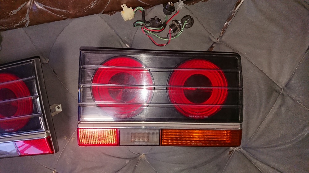 スカイライン テールランプ R30 Yahoo!オークション DR30 左右セット