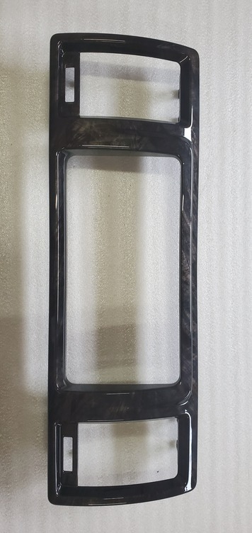 ２００系　ハイエース　純正　ダークプライムⅡ　オーディオパネル　訳あり_1