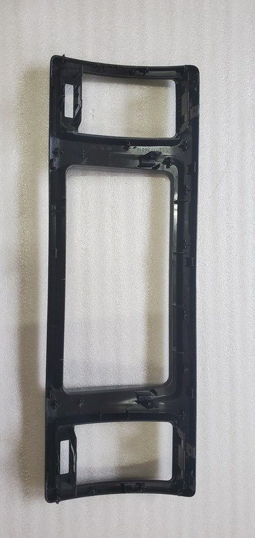 ２００系　ハイエース　純正　ダークプライムⅡ　オーディオパネル　訳あり_2