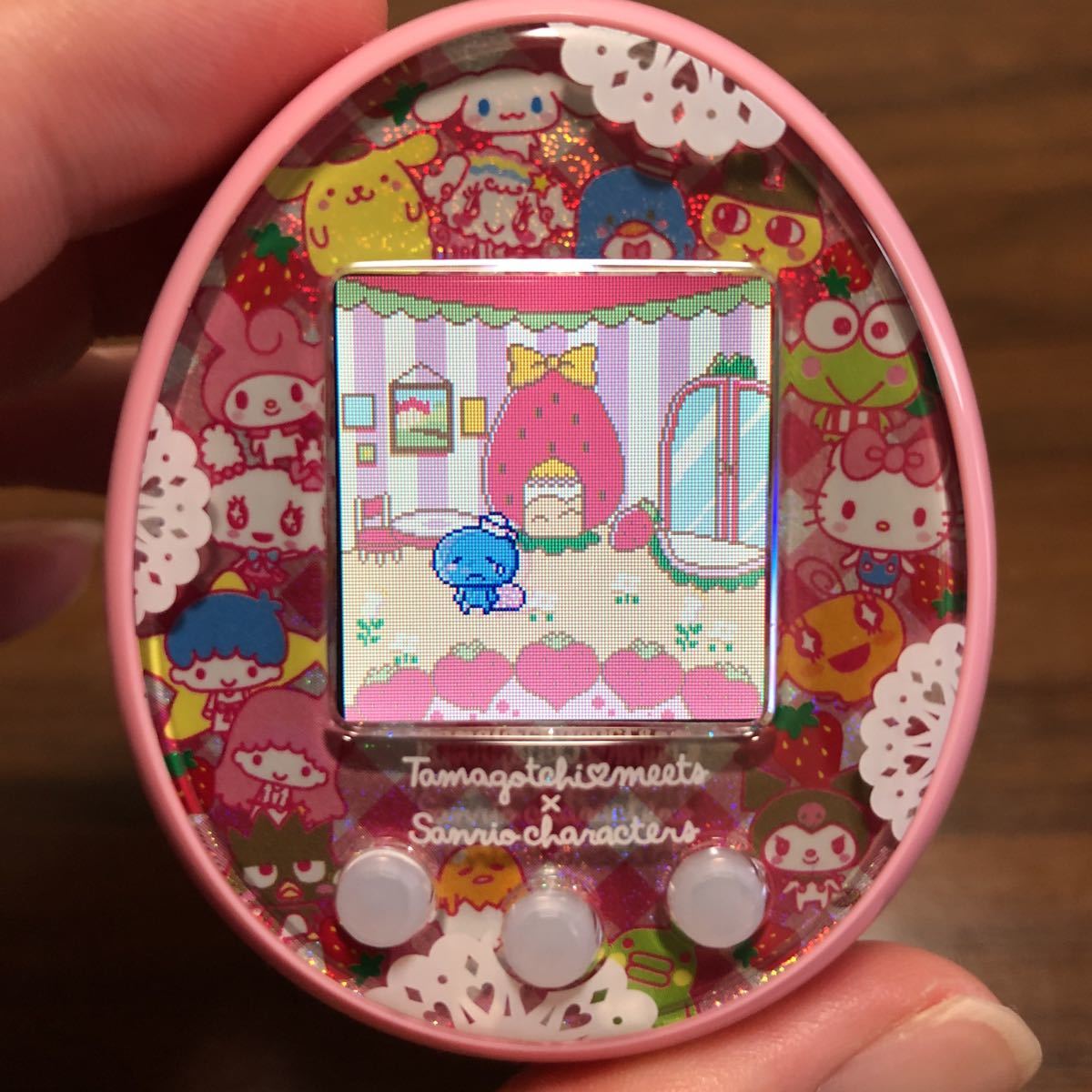 Tamagotchi Meets ピンク ストラップ付き 【公式通販】 Tamagotchi
