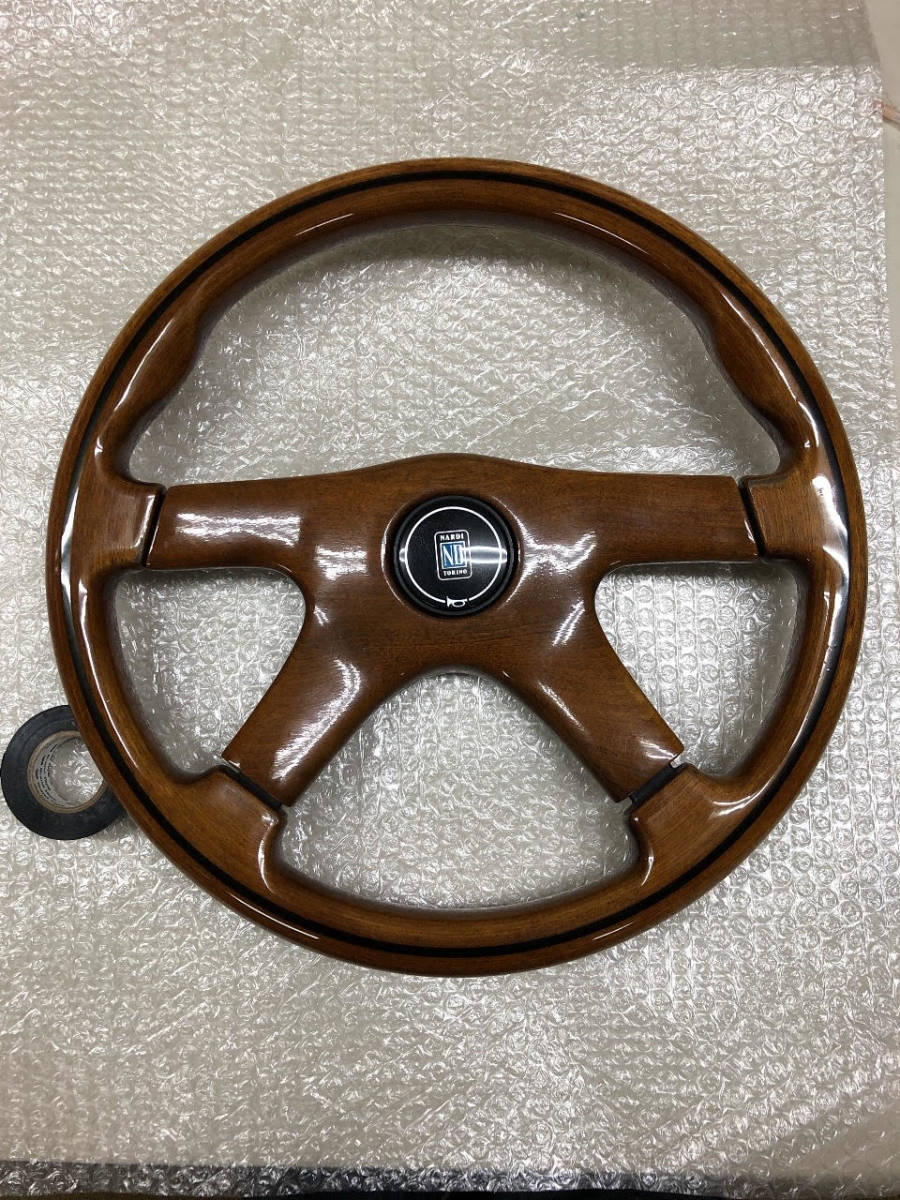ナルディ NARDI ウッドステアリング ハンドル GARA 4