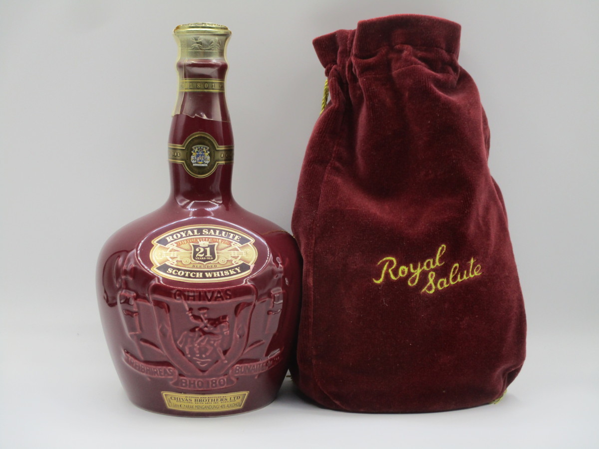 ROYAL SALUTE 21年 ロイヤル サルート スコッチ ウイスキー 赤 陶器ボトル 巾着 未開封 古酒 1000ml 40％ X18187 21年 ロイヤルサルート 700ml ローヤルサルート21年 Matsuya SALUTE&frasl;ロイヤルサルート21年