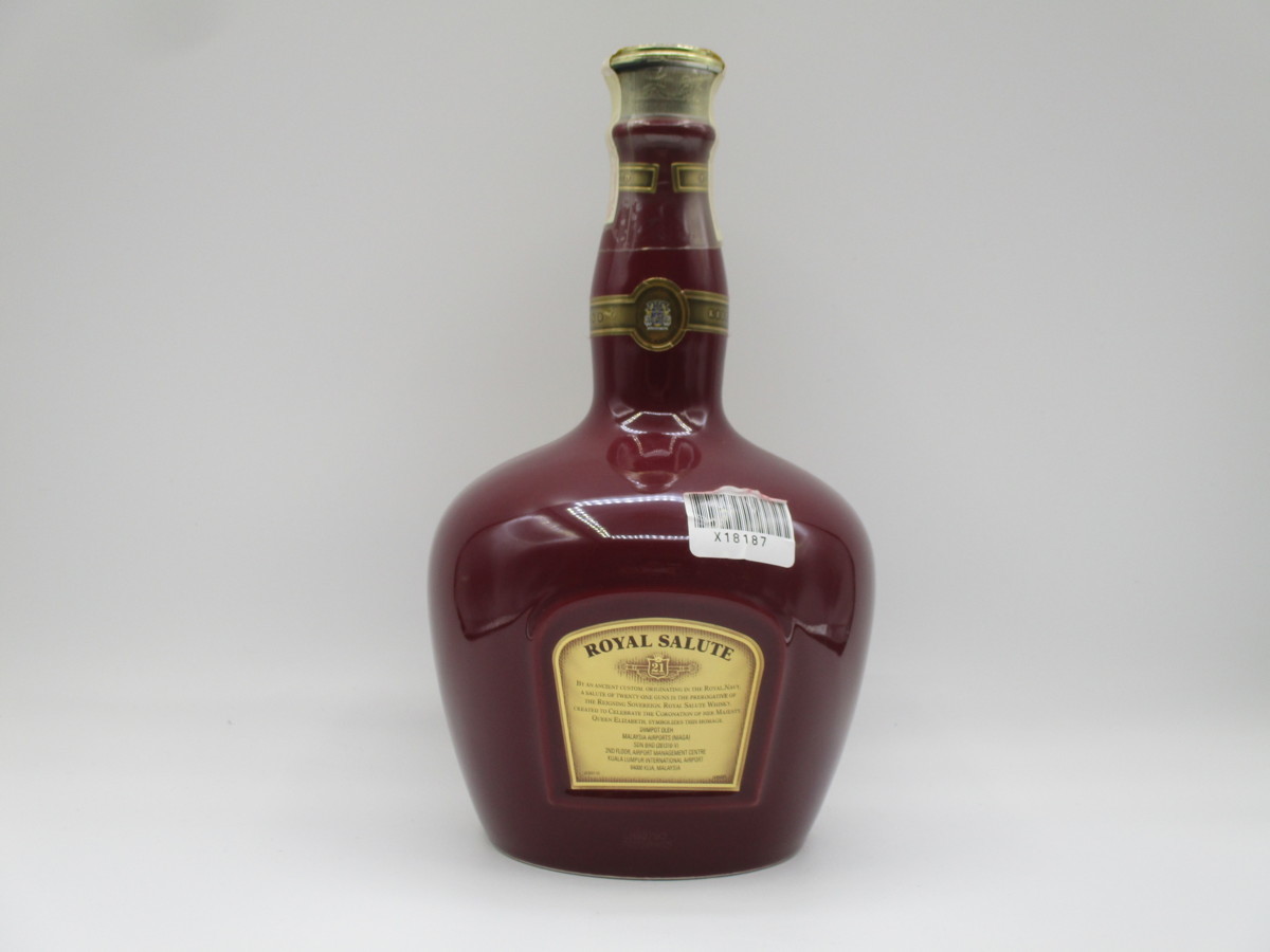 ROYAL SALUTE 21年 ロイヤル サルート スコッチ ウイスキー 赤 陶器ボトル 巾着 未開封 古酒 1000ml 40％ X18187 21年 ロイヤルサルート 700ml ローヤルサルート21年 Matsuya SALUTE&frasl;ロイヤルサルート21年