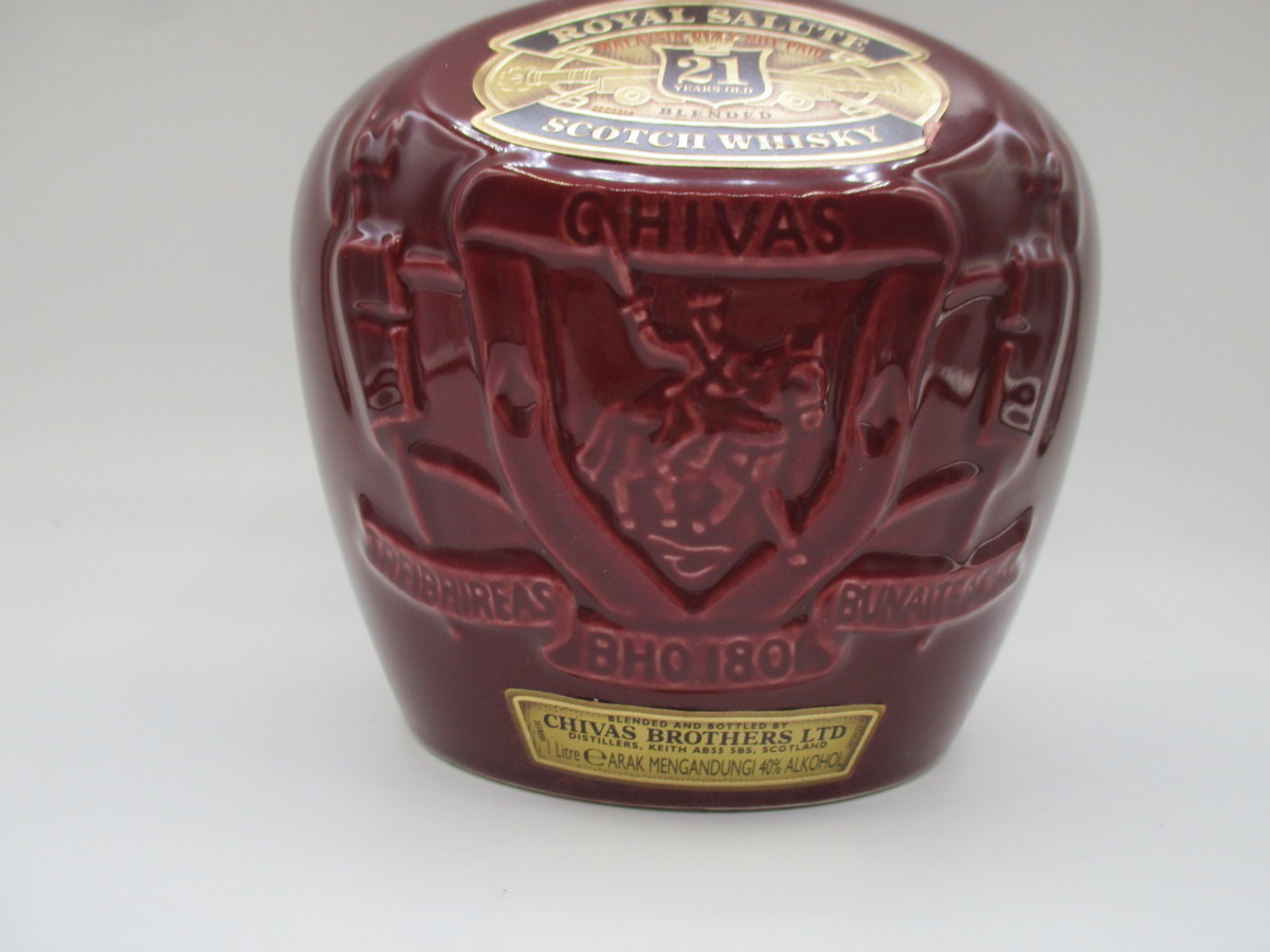 ROYAL SALUTE 21年 ロイヤル サルート スコッチ ウイスキー 赤 陶器ボトル 巾着 未開封 古酒 1000ml 40％ X18187 21年 ロイヤルサルート 700ml ローヤルサルート21年 Matsuya SALUTE&frasl;ロイヤルサルート21年