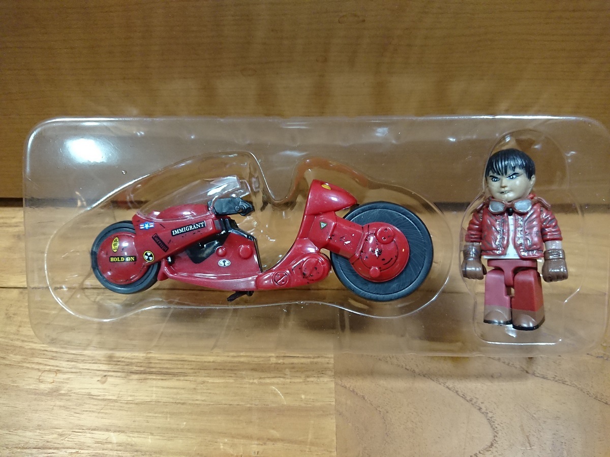 珍品] AKIRA 金田&バイク「FUTURE BIKE K」キューブリック風 / 大友