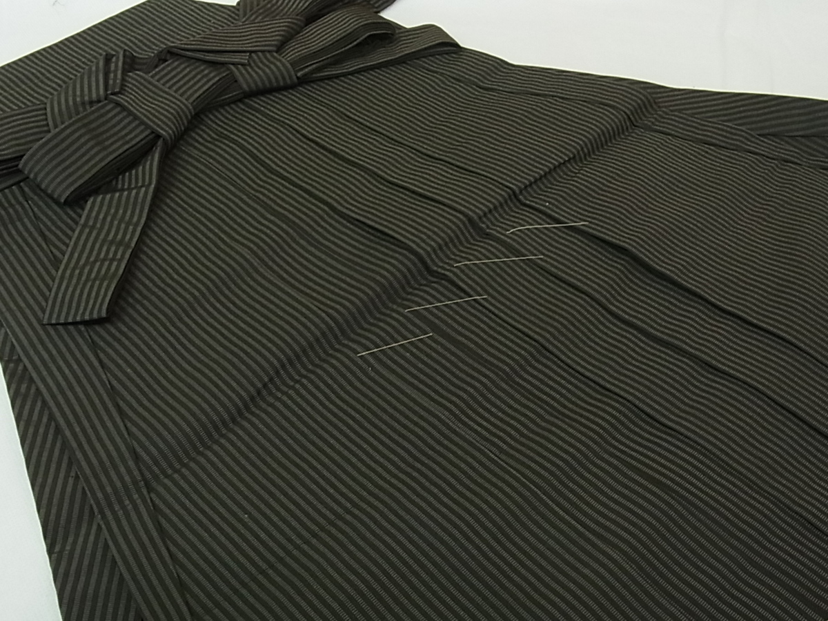 着物屋こころ 男性 行灯袴 縞 逸品 Gk12 一般 売買されたオークション情報 Yahooの商品情報をアーカイブ公開 オークファン Aucfan Com