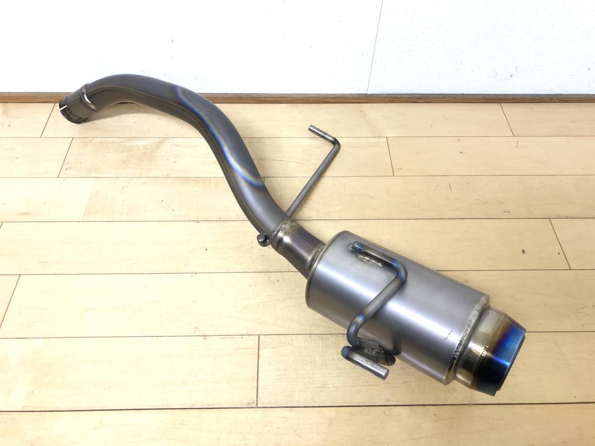 アルファロメオ147レッドポイントチタンマフラー美品 アルファロメオ 