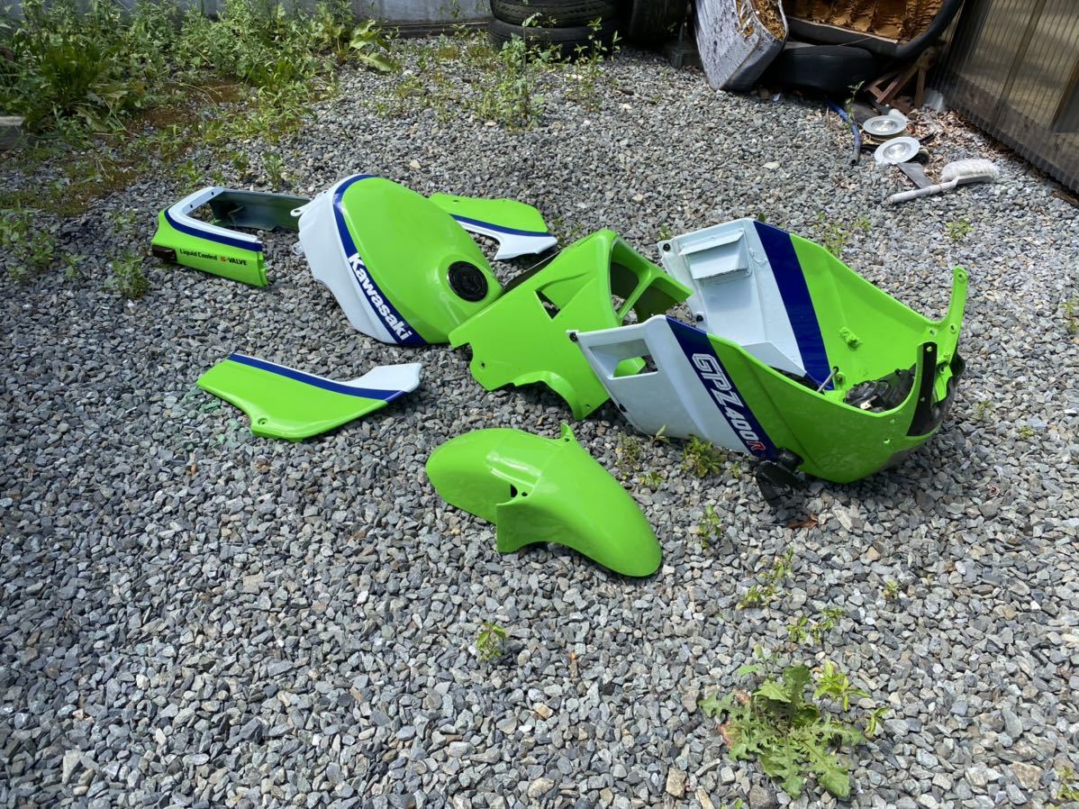 カワサキ 純正リアカウル 当時物 ライムグリーン 綺麗 gpz400r GPz400F
