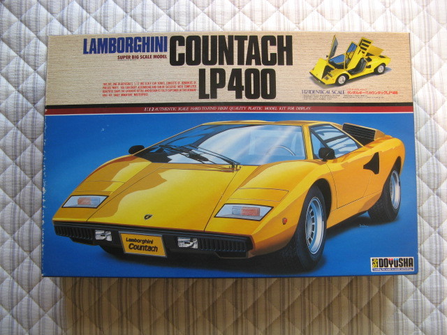 童友社 1/12 カウンタック LP400 ディスプレイタイプ 未開封新品 着払い
