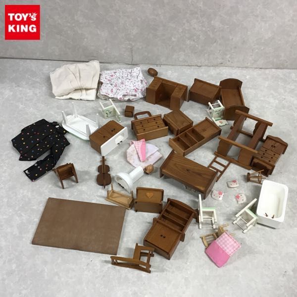 1円～ 訳あり ジャンク ドールハウス 家具 チェアー テーブル 2段ベッド バイオリン バスタブ パーツ 等_1