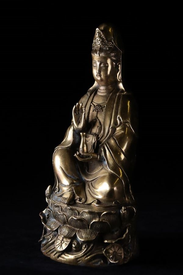 仏教美術 鍍金 観音菩薩 唐物 銅製 金銅仏 半跏思惟像 蓮華座