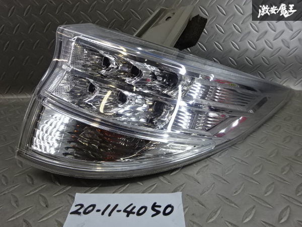 エスティマ ハイブリッド 20系□中期 後期 純正 LEDテールランプ 右
