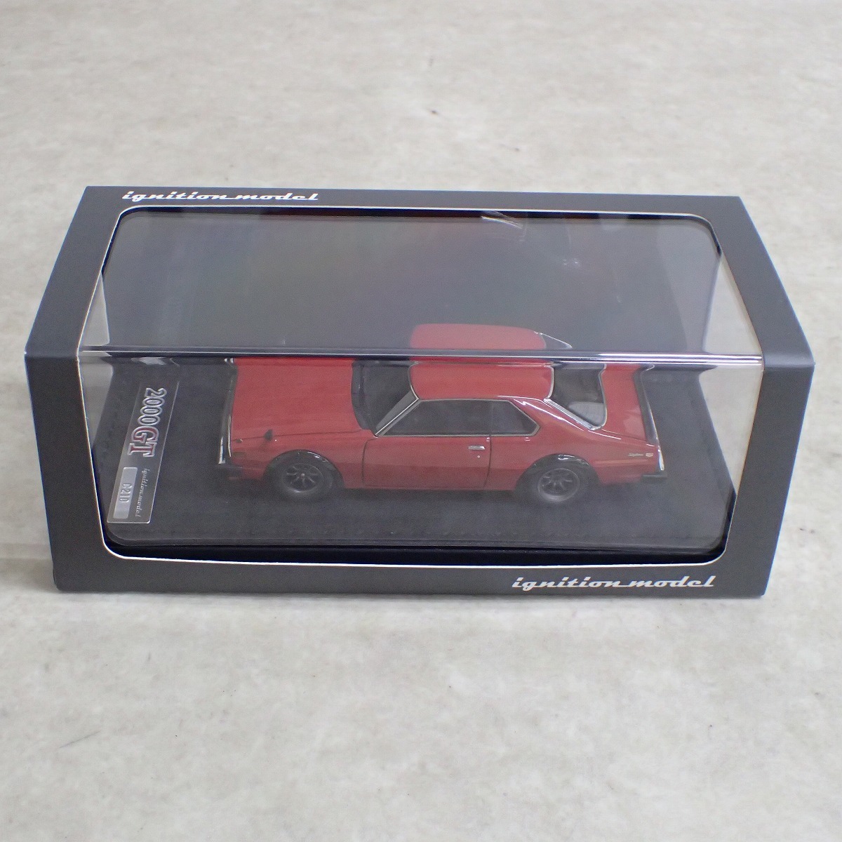 イグニッションモデル 1/43 日産 スカイライン 2000 GT-ES C210 レッド