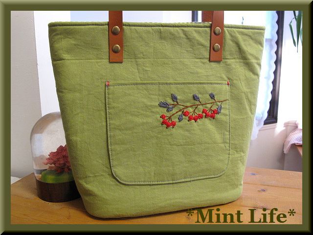 Mint Life* ハンドメイド「パッチワークトートバッグ」 手刺しゅう