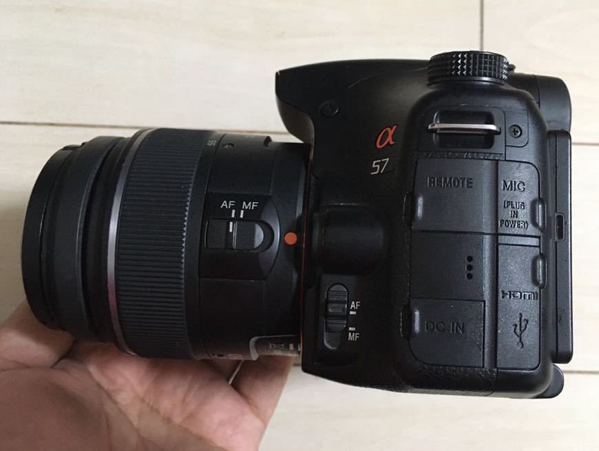 SONY α57 SLT-A57 レンズキット 本体 初期化 純正チャージャー付き