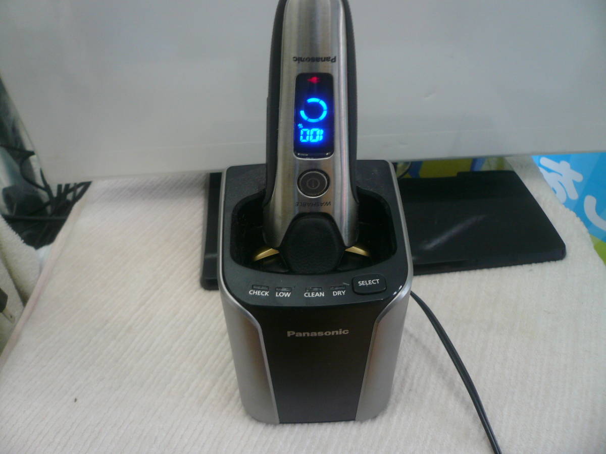 Panasonic ES-CLV9EX-S 展示品 中古品)パナソニック ラムダッシュ