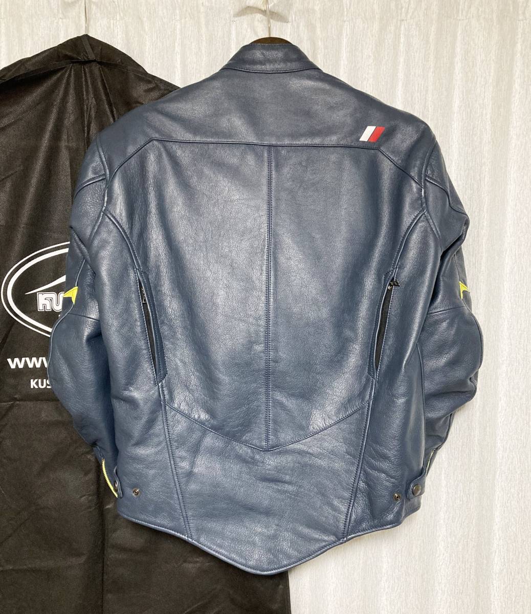 未使用☆[KUSHITANI] 19AW 定価70，400 TAILED JACKET テイルドジャケット バイカーレザーライダース L K-0693 牛革 ネイビー クシタニ LIMITED EDITION 受注生産モデルのご案内｜KUSHITANI kushitaniの中古品・新品 -(クシタニ kushitani)の中古品・新品