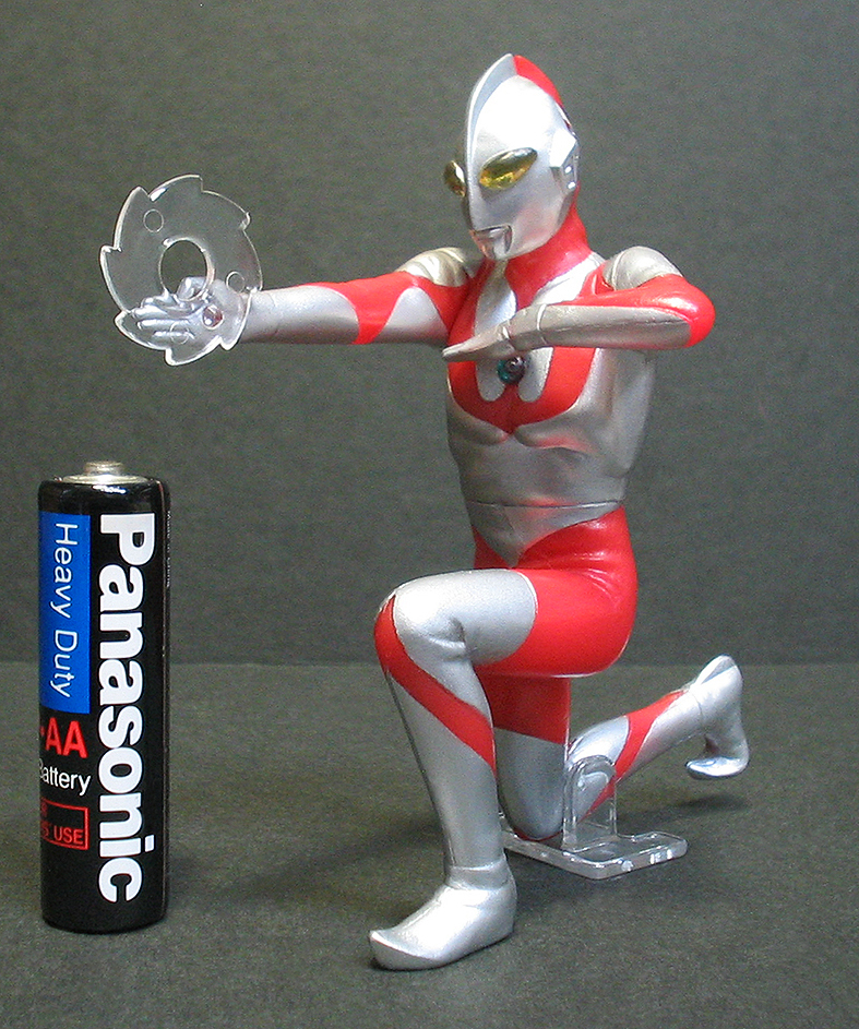 HDM創絶・アルティメットソリッド「初代ウルトラマン・Bタイプ
