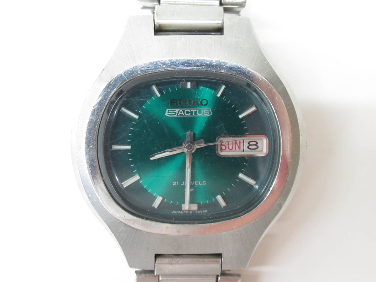 最新作，低価 SEIKO 7019-5010 セイコー5 アクタス デイデイト 腕時計 