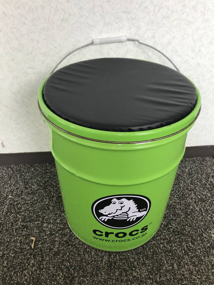 クロックス　缶　スツール