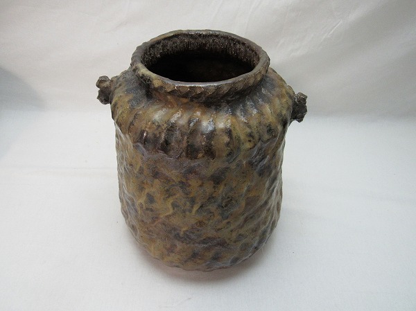 低価，正規品 YF09369 古い 陶器 陶印 花瓶 壷 箱無 検 作家物 耳付 焼物 陶芸 美術品 茶道具 華道具 一輪挿し 花入れ 華道 花器 花活 花生 飾りⅱ(陶磁一般)｜売買されたオークション情報、yahooの商品情報を 陶磁一般