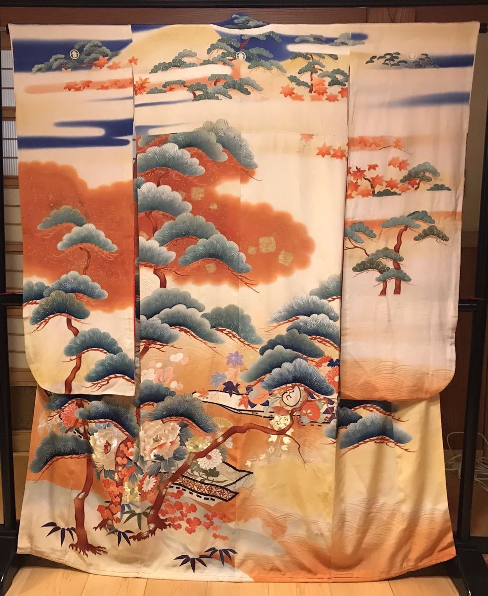 送料無料，最新作 着物 振袖 ボタン花柄 アンティーク 刺繍 着物 振袖 絹 モダン 正絹(アンティーク着物)｜売買されたオークション情報、yahooの商品情報をアーカイブ公開 - オークファン アンティーク着物